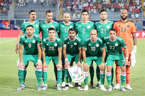 منتخب الجزائر المباريات